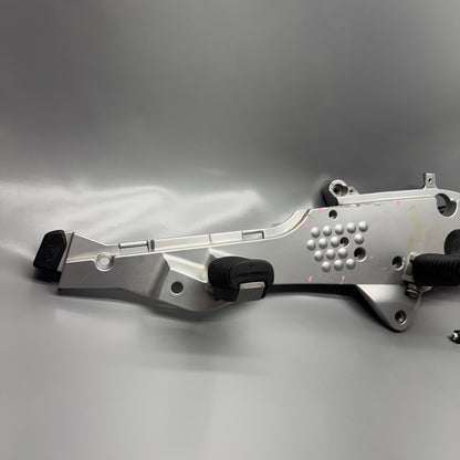 BMW R1150 RT FOOTREST PLATE RIGHT 2000 2001 2002 2003 2004 2005 2006 O