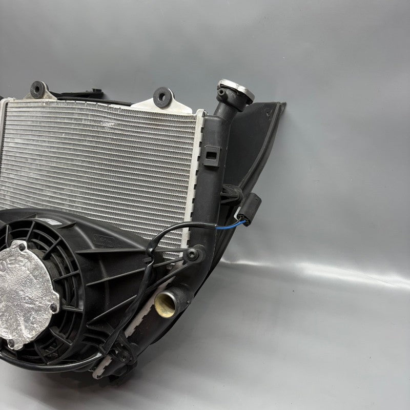 BMW K1300S RADIATOR WITH FAN  2007 08 09 10 2011 2012 2013 2014 2015 O