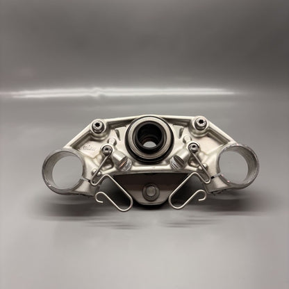 7924206 BMW R1300GS FORK BRIDGE UPPER 2022 2023 2024 OEM 7924206