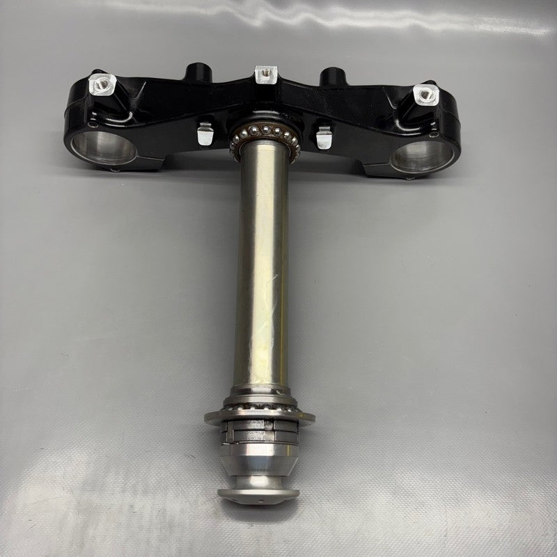 9899335 BMW R18 TRANSCONTINENTAL LOWER FORK CROSS BRACE 2020 2021 2022 2023 2024 OEM 