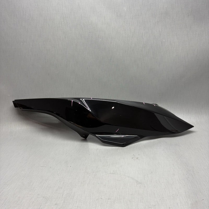 C 650 SPORT BMW C 650 SPORT SIDE FAIRING RIGHT REAR 2014 2015 2016 2017 2018 2019 2020 OEM