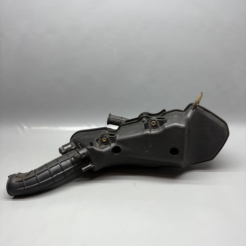 BMW C400X INTAKE MUFFLER 2018 2019 2020 OEM 8552423