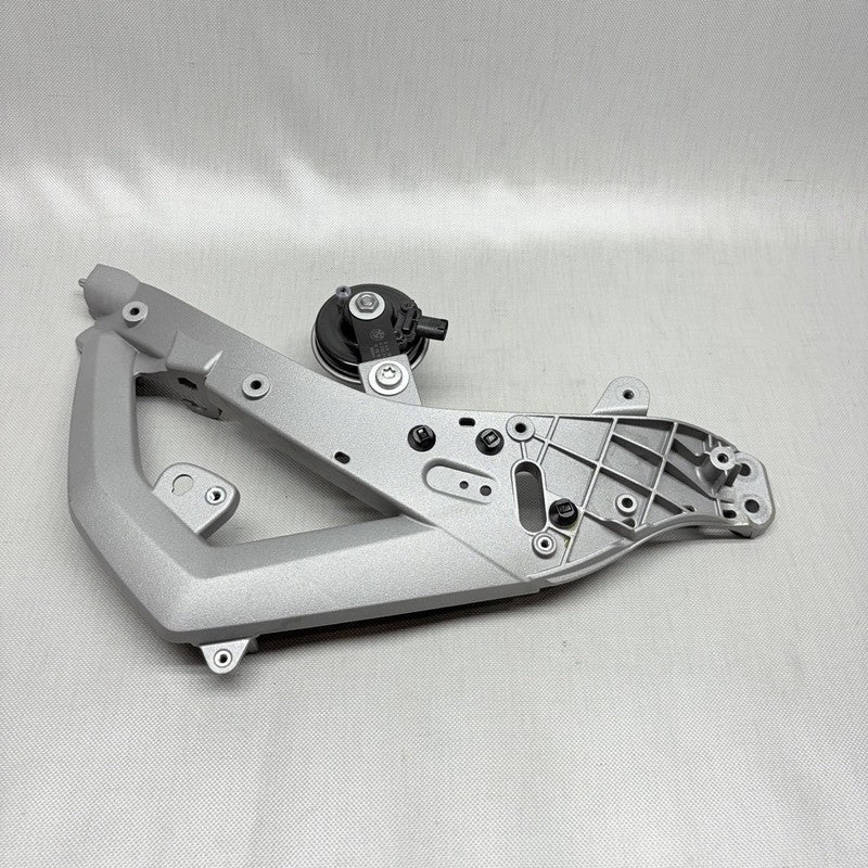 8528674 BMW R1250 GS RIGHT FAIRING MOUNT BRACKET 2018 2019 2020 OEM 8528674