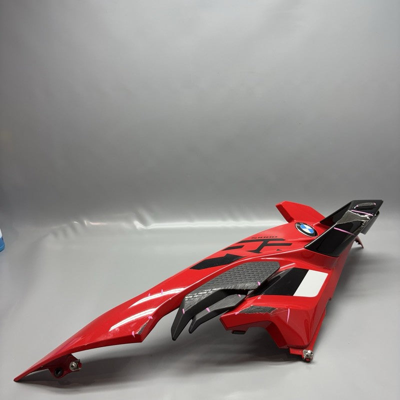 s1000rr BMW S1000RR SIDE TRIM PANEL WITH WINGLET RIGHT 2021 2022 2023 2024 OEM DAMAGED
