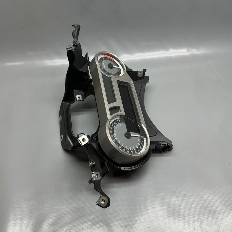 8388374 BMW K1600GTL INSTRUMENT CLUSTER 2015 2016 2017 2018 2019 2020 2021 OEM 8388374