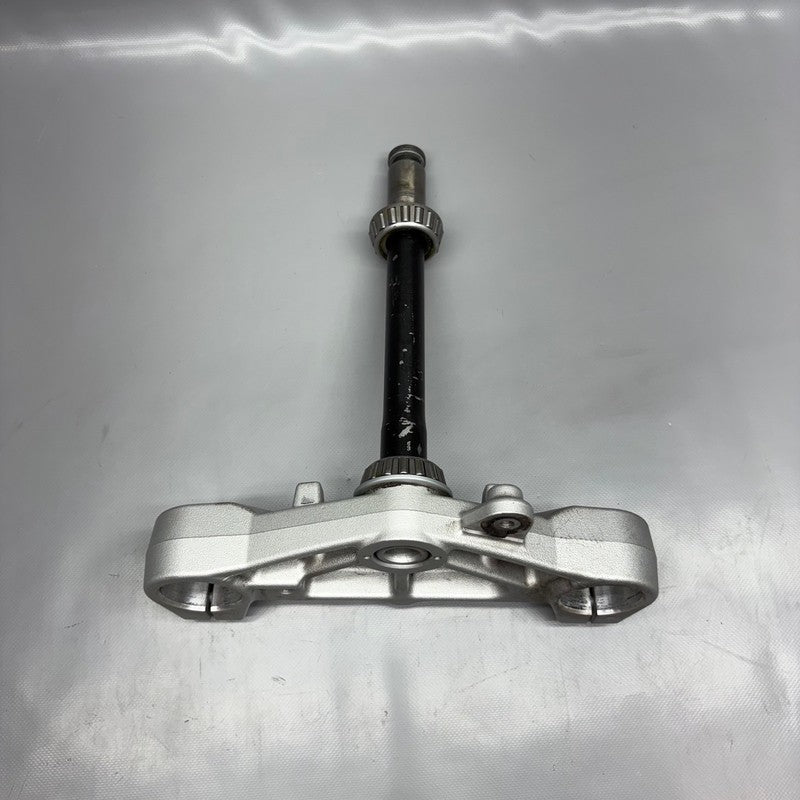 BMW F800ST LOWER FORK CROSS BRACE 2005 2006 2007 2008 2009 2010 2011 O