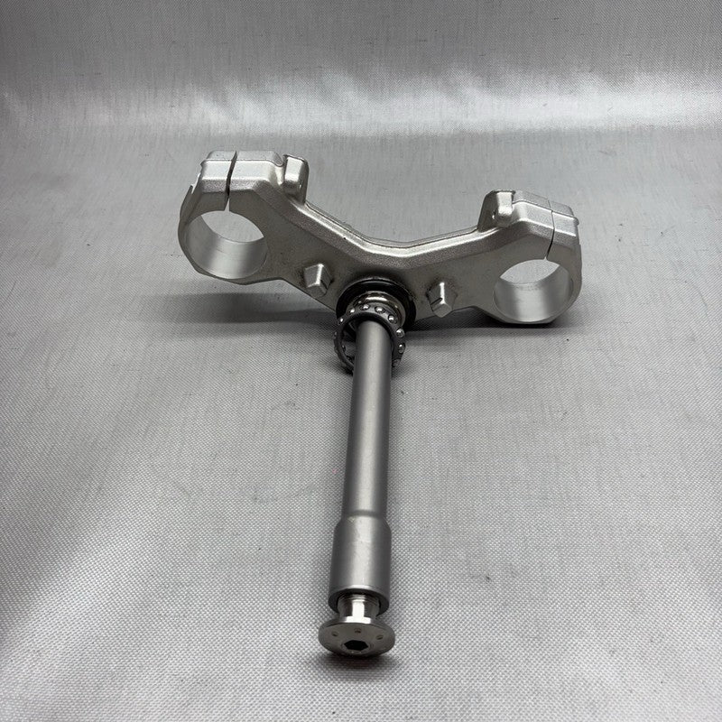 G 310R BMW G 310R FORK BRACE BOTTOM 2016 2017 2018 2019 2020 OEM 