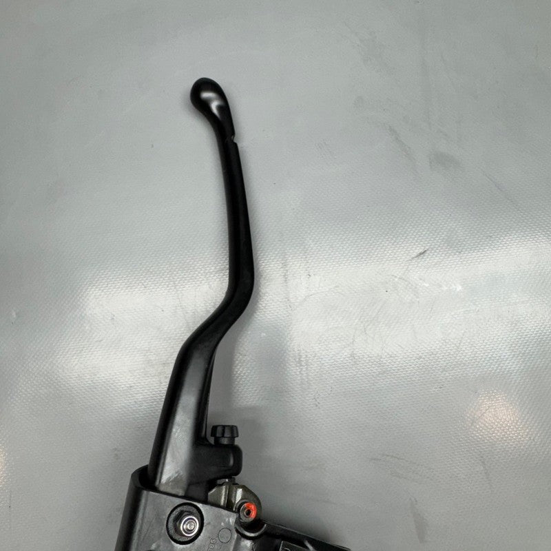 BMW R1200GS FRONT MASTER CYLINDER LEFT 2009 2010 2011 2012 OEM