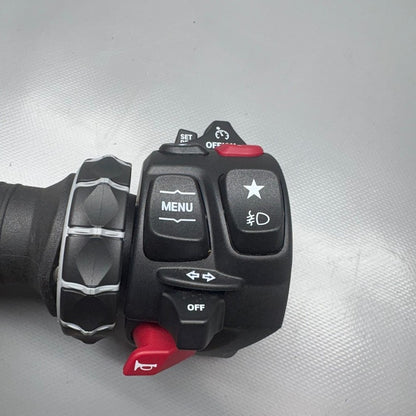 R18 TRANSCONTINENTAL BMW R18 TRANSCONTINENTAL HANDLE MULTICONTROLER AND SWITCH 2020-2024 2025 OEM