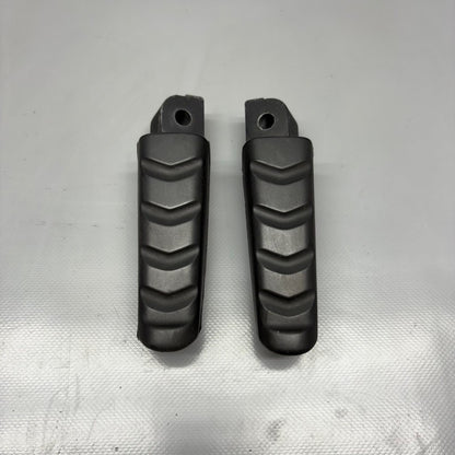 F800ST BMW F800ST FOOTPEG LEFT AND RIGHT REAR 2005 2006 2007 2008 2009 2010 2011 OEM