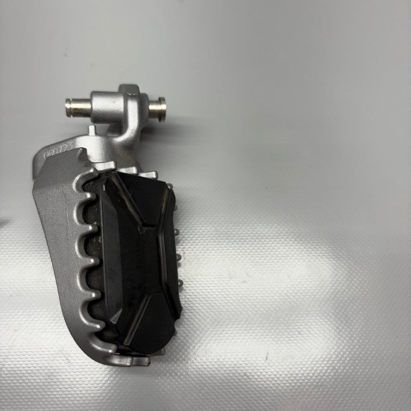 BMW R1300GS FOOTREST LEFT RIGHT 2022 2023 2024 OEM