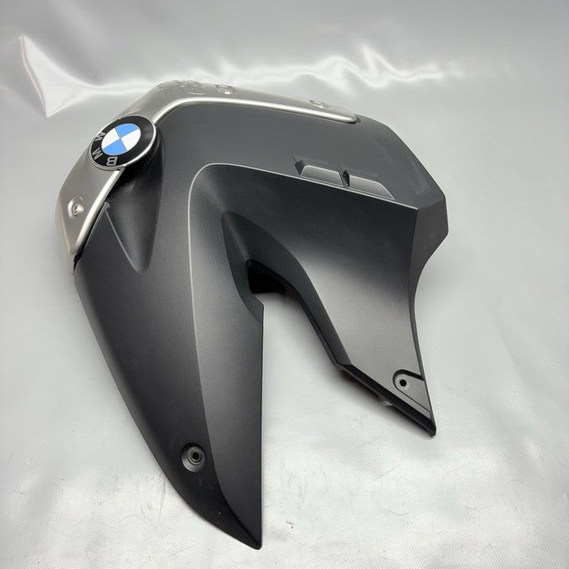 7693432 BMW R1200GS LATERAL TRIM PANEL COVERING RIGHT 2009 2010 2011 2012 2013 7693432