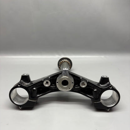 9899335 BMW R18 B LOWER FORK CROSS BRACE  2020 2021 2022 2023 2024 OEM 9899335