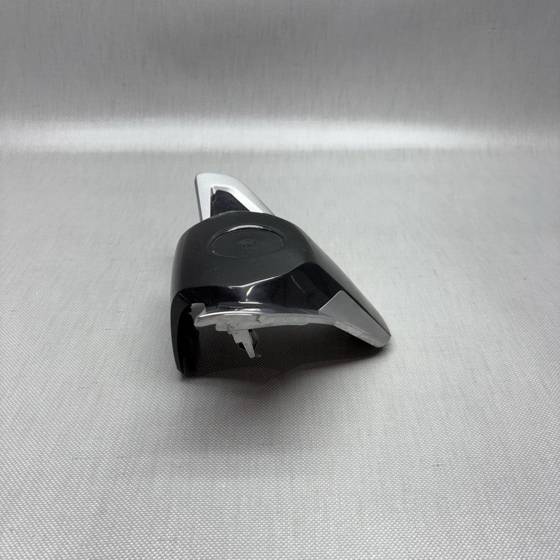 8556342 BMW C 650 SPORT HANDLEBAR CENTER COVER 2014-2016 2017 2018 2019 2020 OEM 8556342