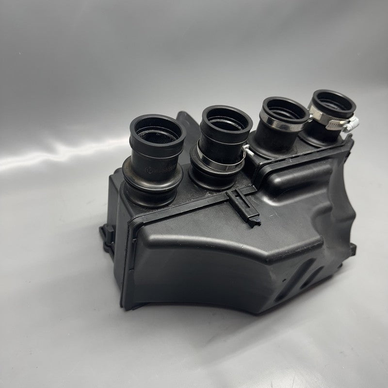 76725778 BMW K 1200LT AIR INTAKE BOX 2005 2006 2007 2008 OEM 76725778