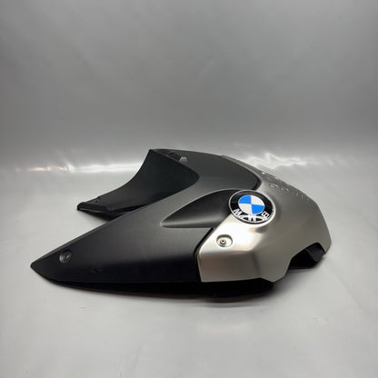 7700873 7693431 BMW R1200GS LATERAL TRIM PANEL COVERING RIGHT  2009 2010 2011 2012 2013 OEM 