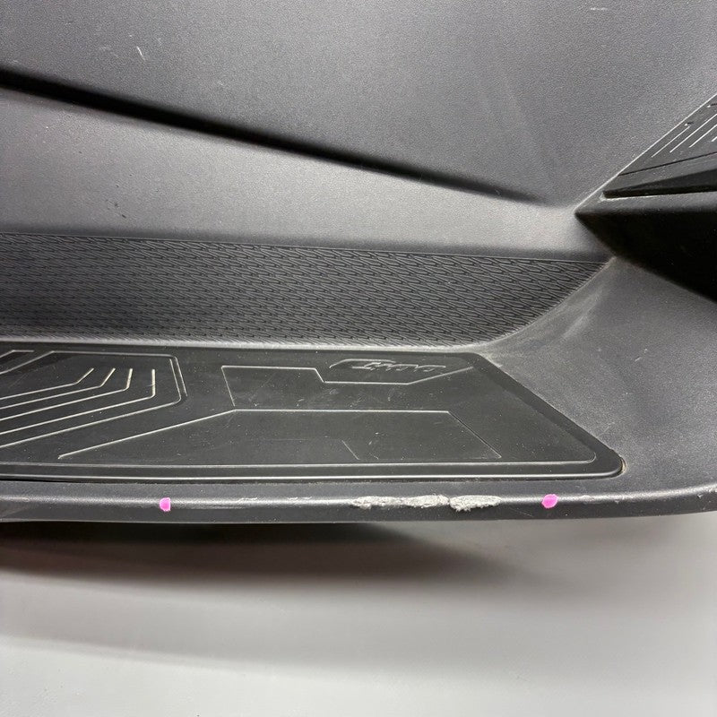 8558576 BMW C400X RUNNING BOARD RIGHT 2018 2019 2020 OEM 8558576