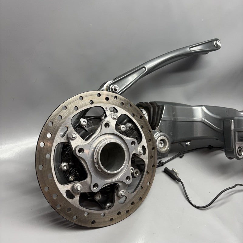 7714752 BMW K1300S SWINGING ARM WITH RIGHT ANGLE GEARBOX 2007-2013 2014 2015 OEM 7714752