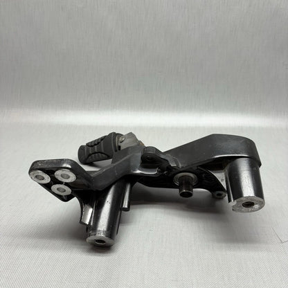 7725449 BMW C 650 SPORT LEFT ENGINE MOUNT 2014 2015 2016 2017 2018 2019 2020 OEM 7725449