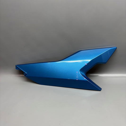 8558590 BMW C400X FAIRING SIDE PANEL RIGHT 2018 2019 2020 OEM 8558590