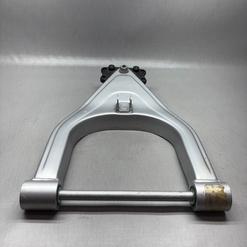 2311874 BMW R1150RS LOWER FORK CROSS BRACE 2002 2003 2004 2005 2006 OEM 2311874