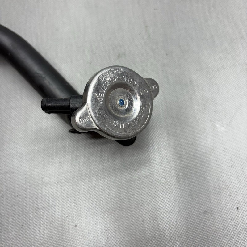 7725201 BMW C650 GT COOLANT HOSE 2011 2012 2013 2014 2015 OEM 7725201