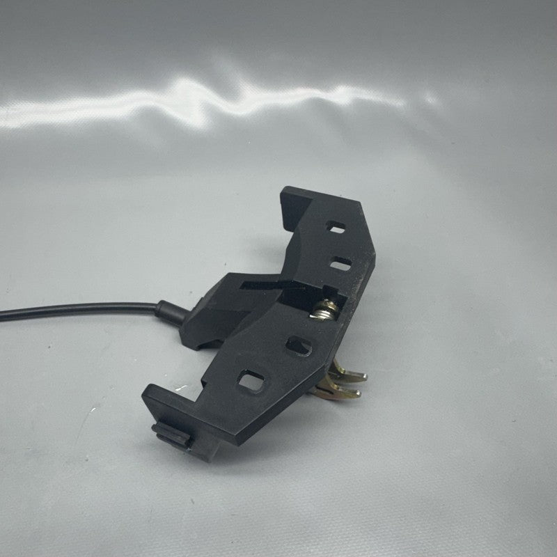 2308176 BMW K 1200LT DUELSEAT LOCKING MECHANSIM 2005 2006 2007 2008 OEM 2308176