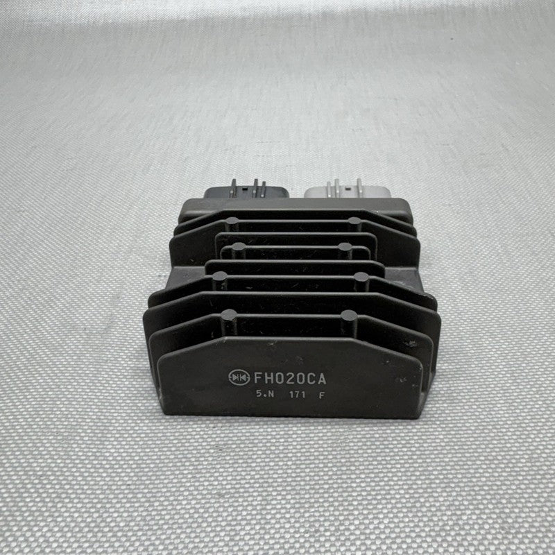 7718422 BMW C 650 SPORT VOLTAGE REGULATOR 2014 2015 2016 2017 2018 2019 2020 OEM 7718422