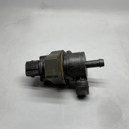 BMW K1600GT FUEL TANK BREATHER VALVE 2011 2012 2013 2014 2015 2016 OEM