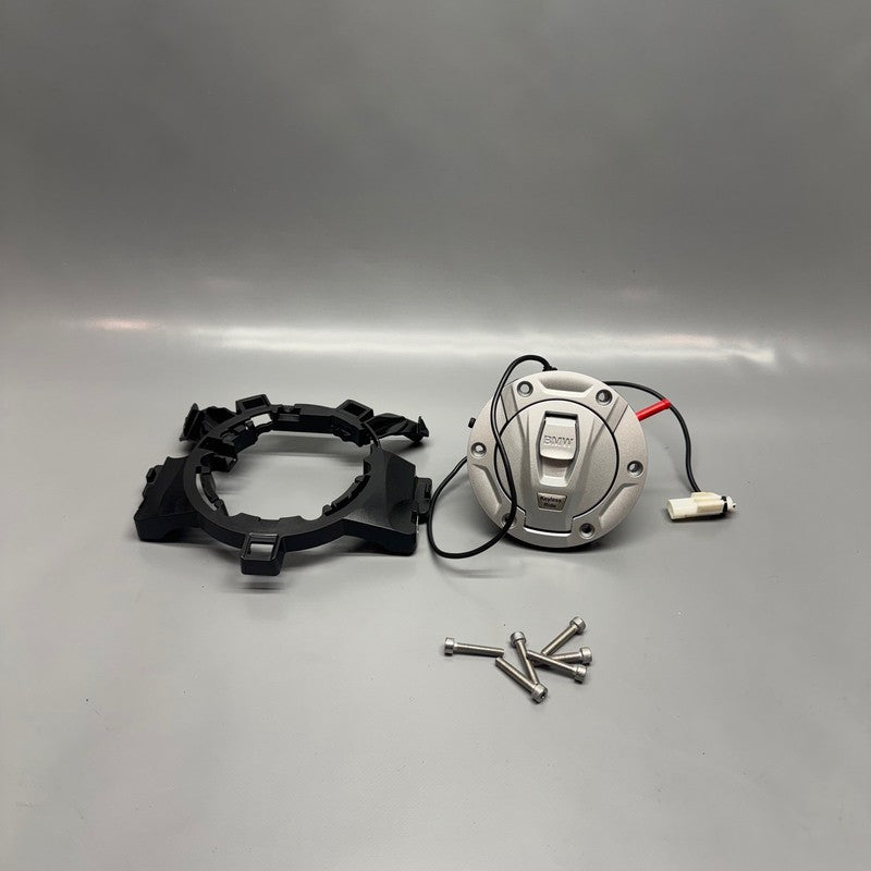 BMW F850GS TANK LID 2016 2017 2018 2019 2020 2021 2022 2023 OEM 839406