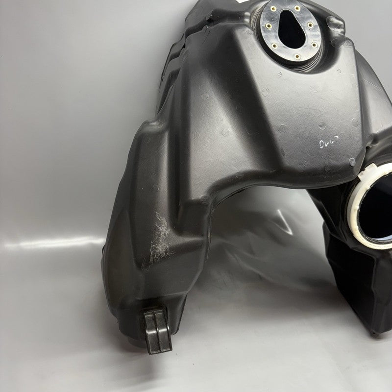 7706019 BMW R1200GS FUEL TANK 2009 2010 2011 2012 2013 OEM 7706019