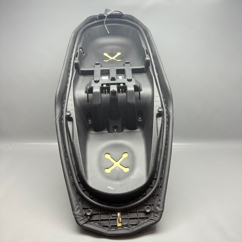 8405367 BMW C400X SEAT 2018 2019 2020 OEM 8405367