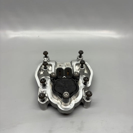 BMW S1000R CYLINDER HEAD CAMSHAFT BRACKET 2020 2021 2022 2023 2024 OEM