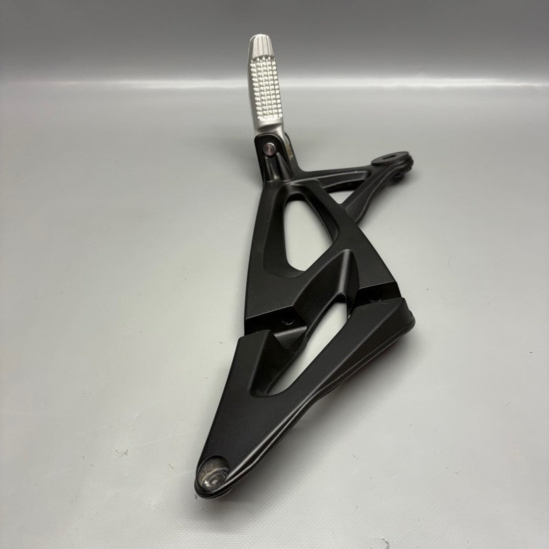 BMW K 1300S FOOTREST WITH HOLDER RIGHT REAR 2009-2012 2013 2014 2015 2