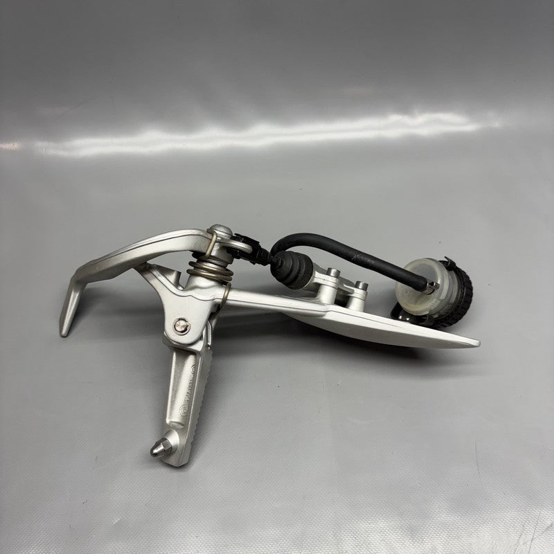 7660154 BMW K1300S REAR BRAKE MASTER CYLINDER 2007-2011 2012 2013 2014 2015 OEM 7660154