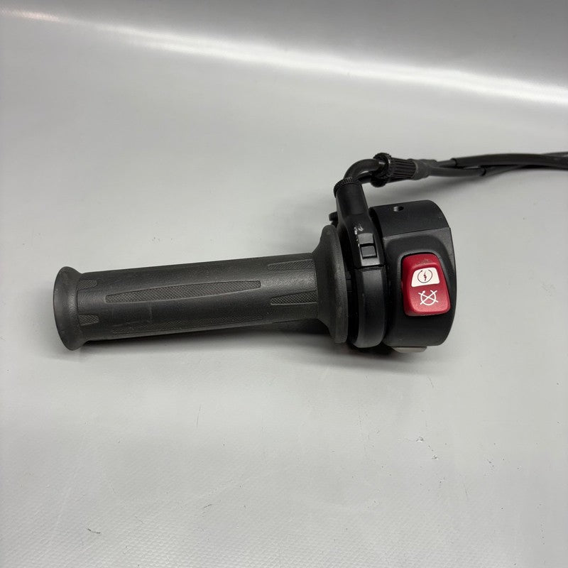 7713443 BMW K 1300S HANDLEBAR GRIP RIGHT 2007-2011 2012 2013 2014 2015 OEM 7713443