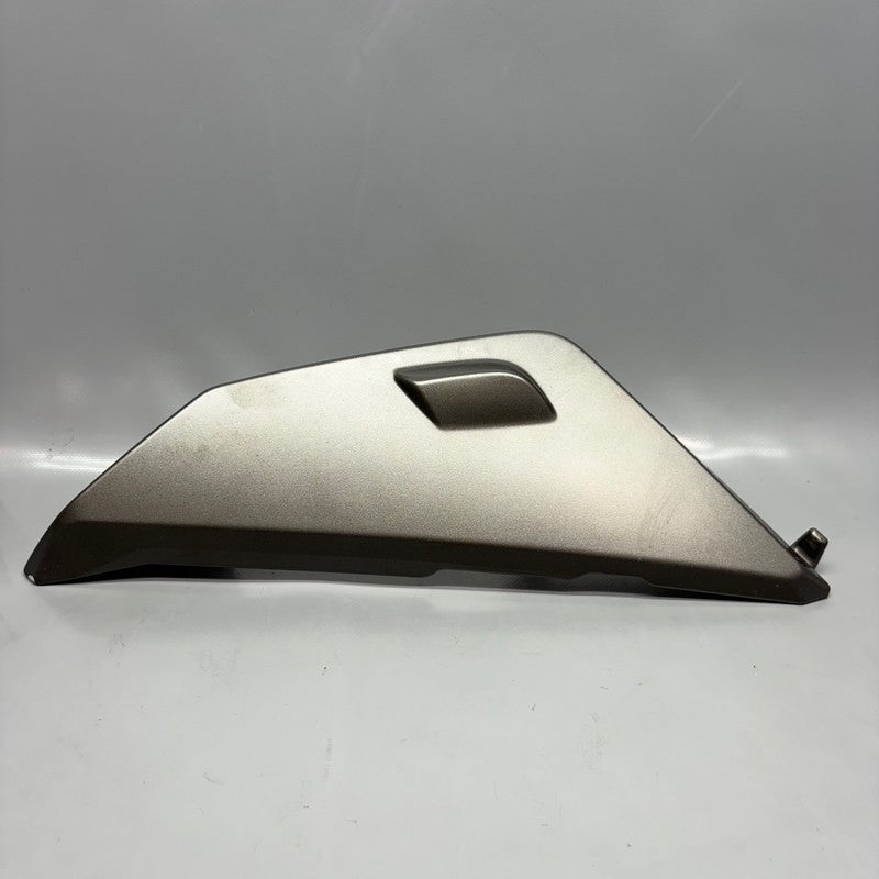 7710436 BMW K1600GT RIGHT FRONT TRIM FAIRING 2011 2012 2013 2014 2015 2016 OEM 7710436