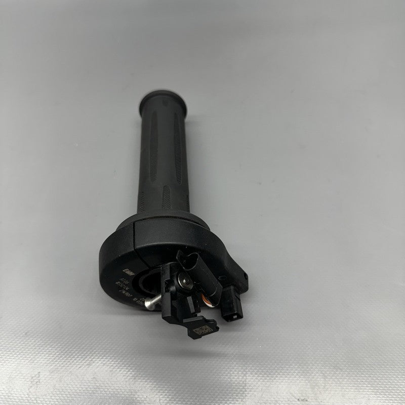 8552124 BMW M1000R THROTTLE HANDLE BAR GRIP 2021 2022 2023 2024 OEM 8552124