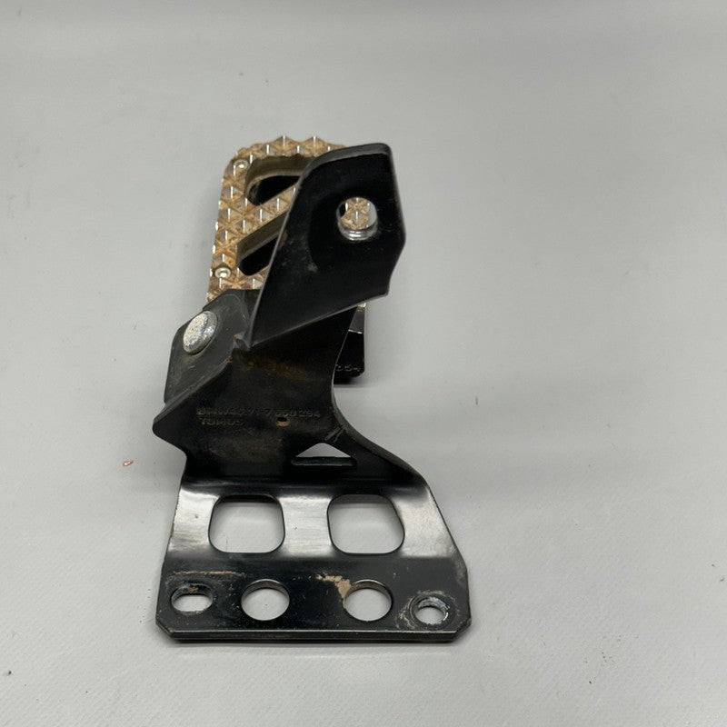 BMW G650GS SERTAO FOORPEG RIGHT 2010 2011 2012 2013 2014 OEM 7650294