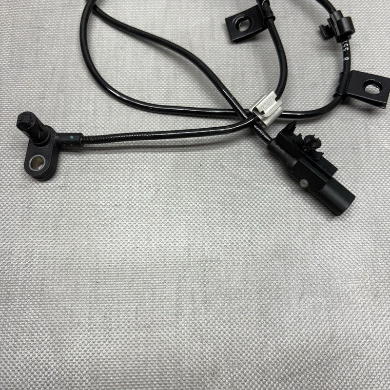 8551611 BMW C400X WHEEL SPEED SENSOR 2018 2019 2020 OEM 8551611