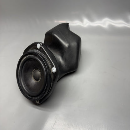 2305892 BMW K 1200LT LOUDSPEAKER BOX RIGHT 2005 2006 2007 2008 OEM 2305892