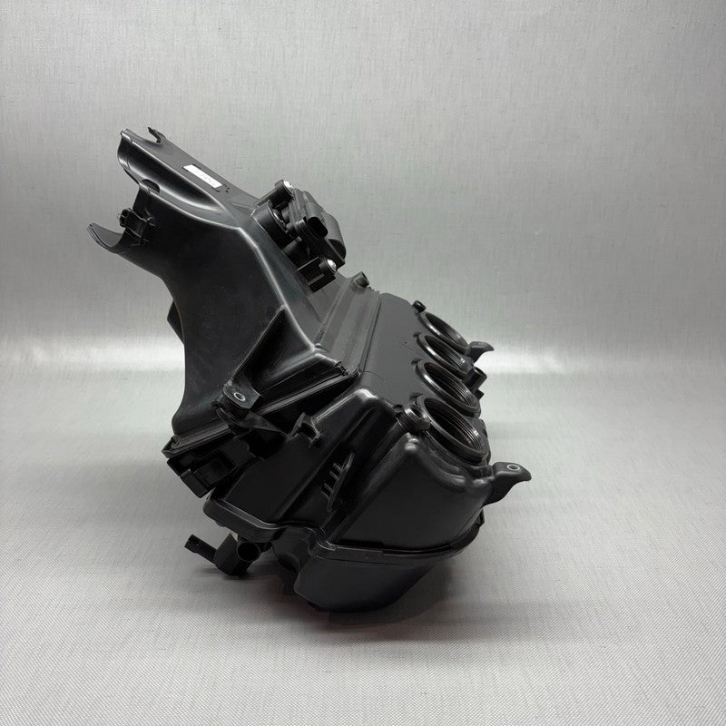 BMW S1000RR AIR INTAKE CLEANER BOX 2019 2020 2021 2022 2023 2024 OEM 8