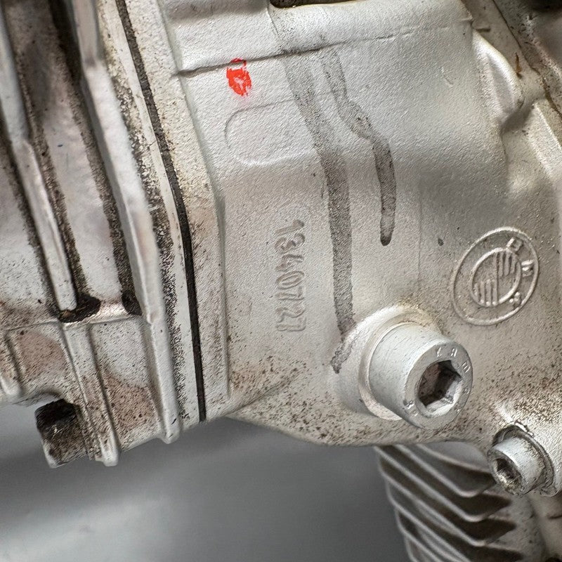 BMW R1100R ENGINE MOTOR  1195 OEM 23198 MILES