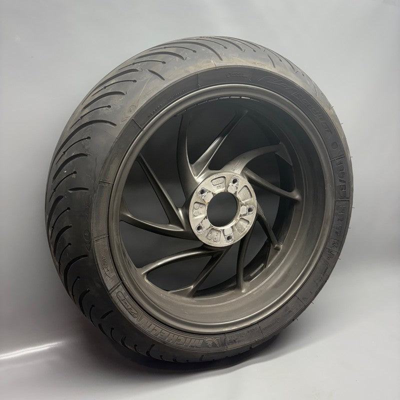 BMW K1600GT WHEEL REAR 2010 2011 2012 2013 2014 2015 2016 OEM 8528659