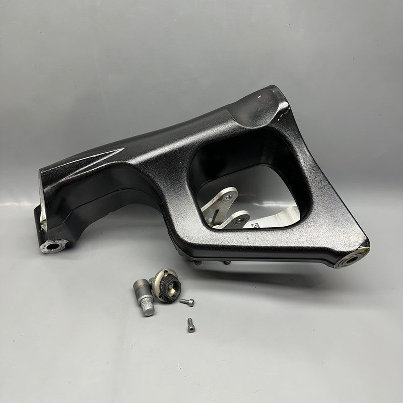 BMW K1600GTL REAR WHEEL SWINGING ARM 2015 2016 2017 2018 2019 2020 202