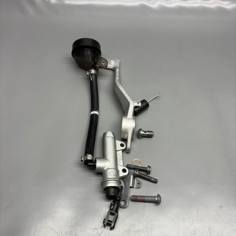 BMW S1000R REAR BRAKE MASTER CYLINDER 2020 2021 2022 2023 2024 OEM