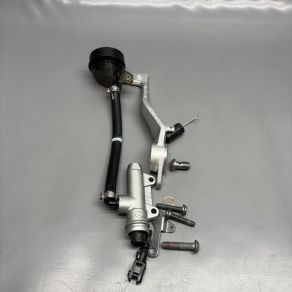 BMW S1000R REAR BRAKE MASTER CYLINDER 2020 2021 2022 2023 2024 OEM