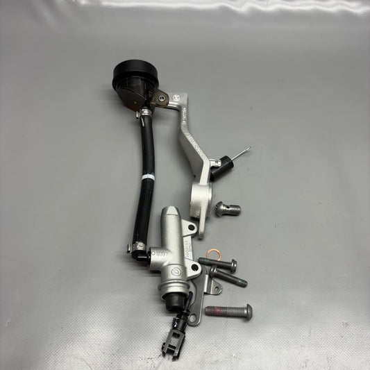 BMW S1000R REAR BRAKE MASTER CYLINDER 2020 2021 2022 2023 2024 OEM