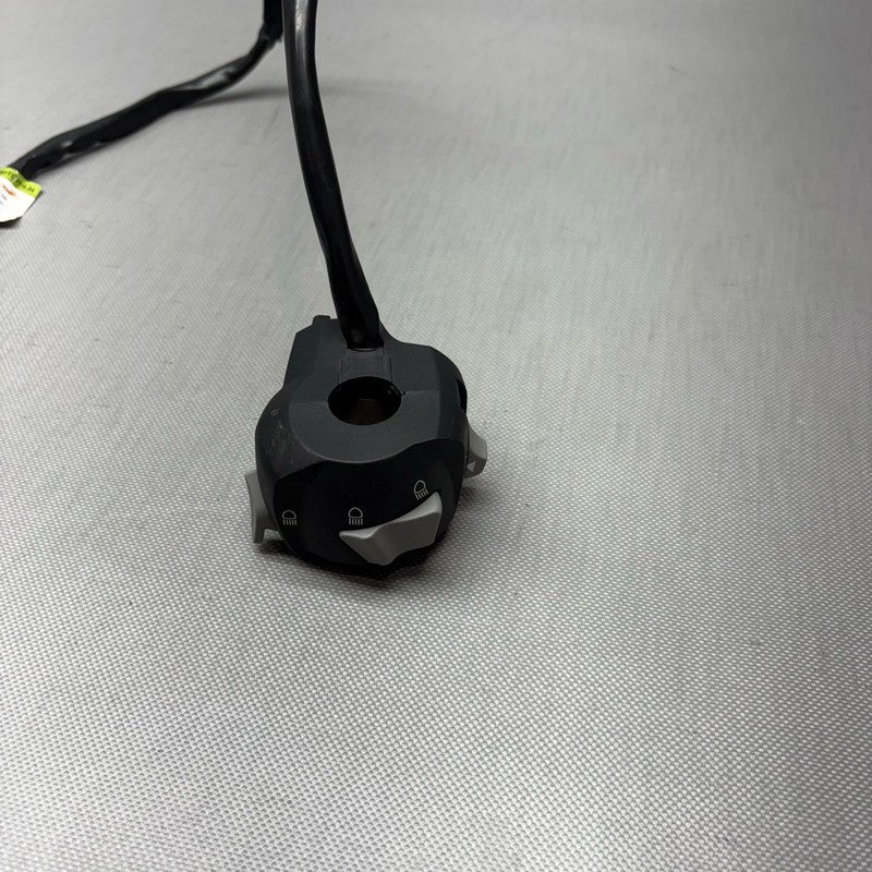 8545349 BMW G310R LEFT HAND LIGHT HORN CONTROL SWITCH 2017 2018 OEM 8545349