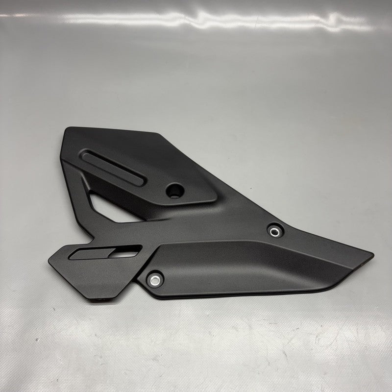 5A6A3F2 BMW R1300GS ADVENTURE HEEL GVARD RIGHT 2023 2024 2025 OEM 5A6A3F2